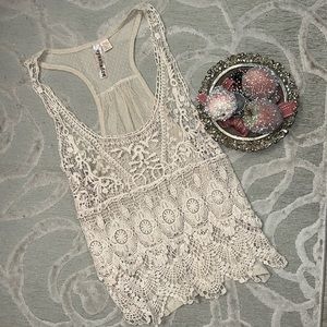 NWOT🌷EYESHADOW🌷Ivory sheer lace racer back sleeveless flowy top